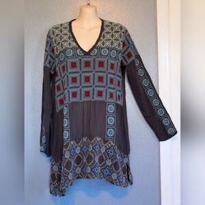 Johnny Was embroidered Tunic Top Blouse XS Cupro Rayon Bohemian